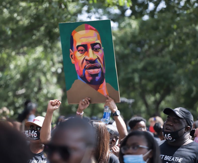 Trump Administration’s Response to Minnesota Shooting Sparks Outrage Among Gun Rights Advocates